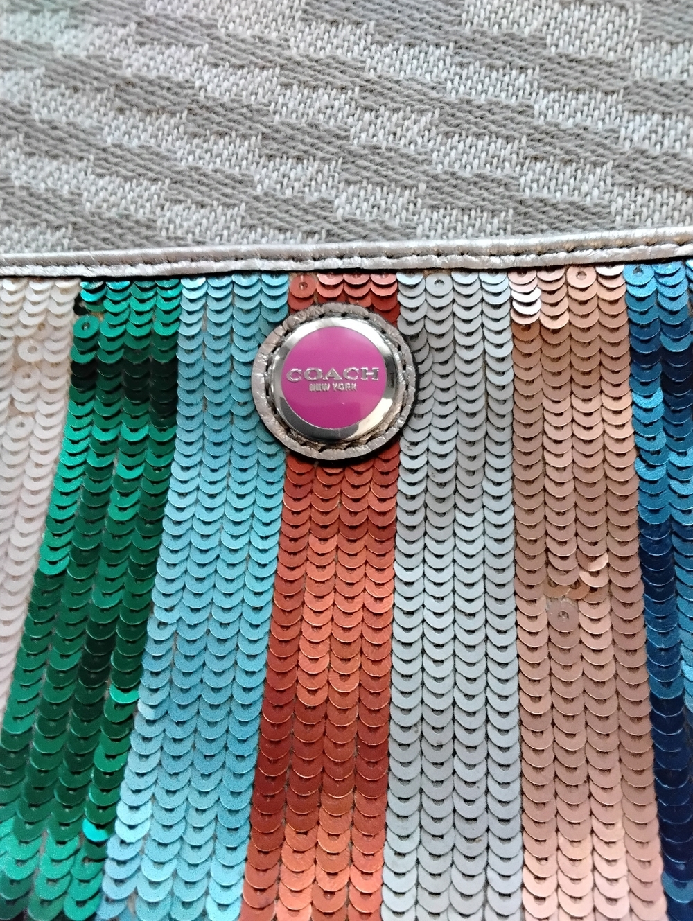 Coach Legacy Stripe Sequin Wristlet Y2K - Picture 3 of 8